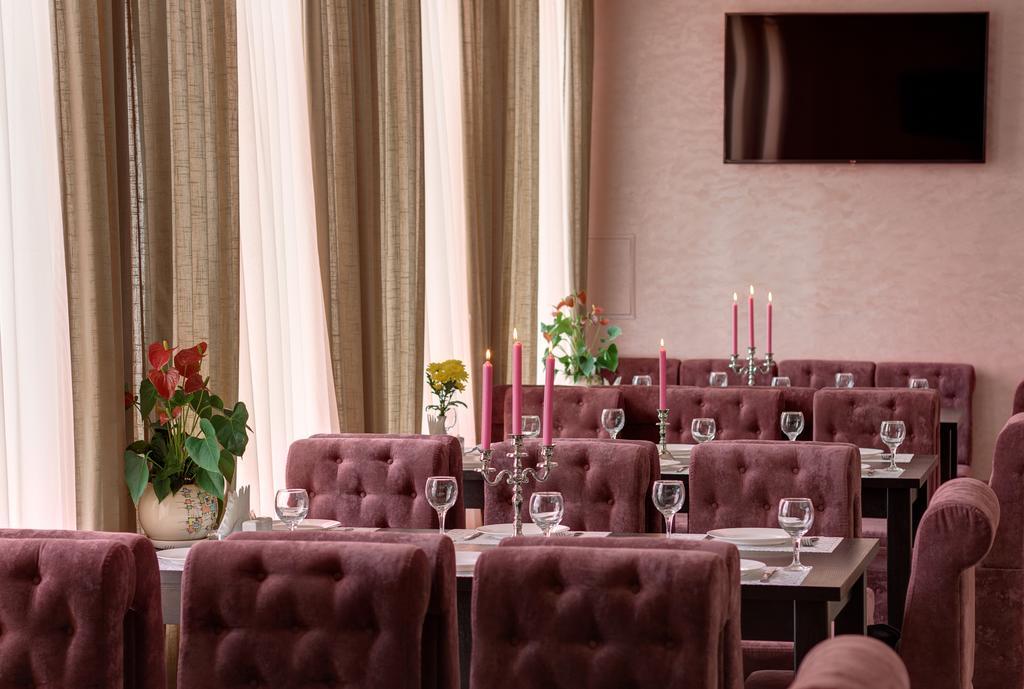 Felisa Hotel Kharkov Ngoại thất bức ảnh